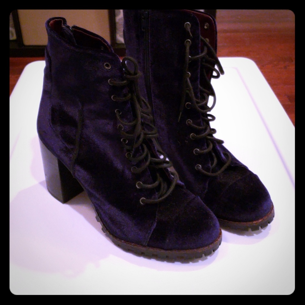 Blue suede boots
